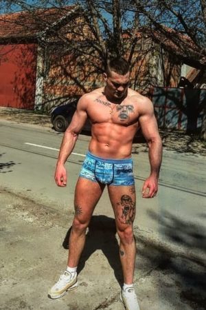 Envie de sensations et de découvertes Malo - rencontre-Gay-La Rochelle